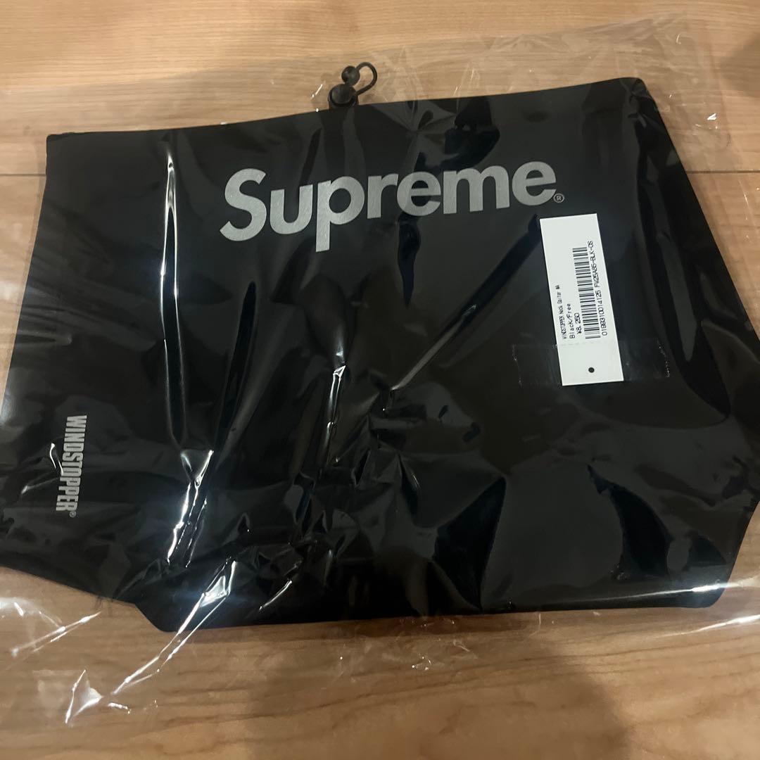 Supreme WINDSTOPPER® Neck Gaiter Black 本物保証 /関税・送料無料】Supreme Neck Gaiter (Supreme/マフラー