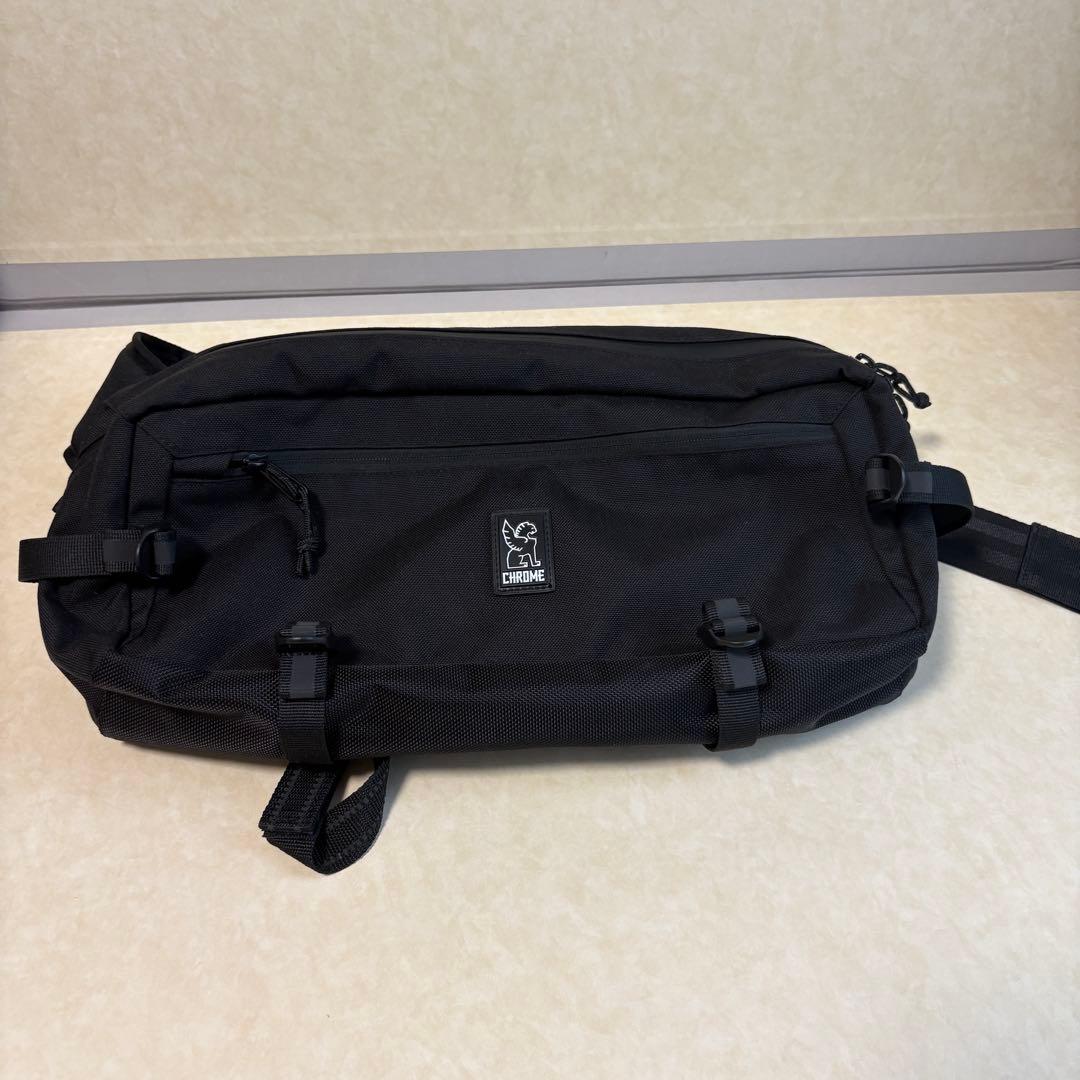 【ほぼ新品】Chrome kadetメッセンジャーバッグ ブラック