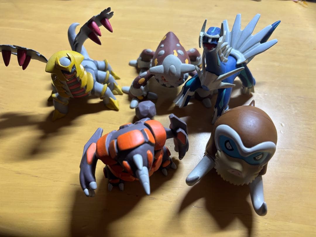 ポケモン立体図鑑　ギラティナ、ディアルガ、ヒードラン、ドサイドン、マンムーセット