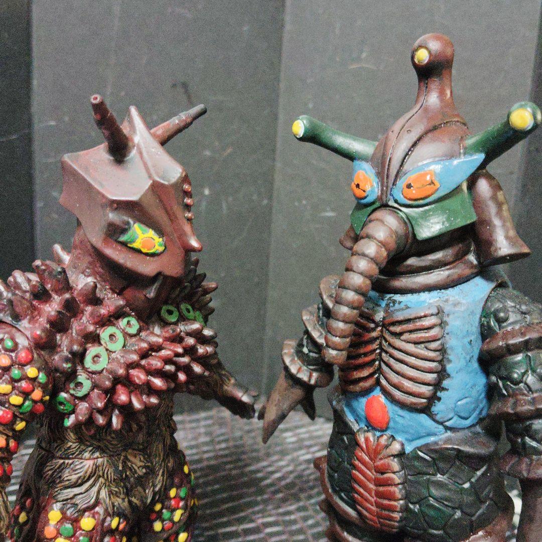 ウルトラ超獣旧型絶版ソフビ巨大ヤプール.ヒッポリト星人（2716ei.2334）