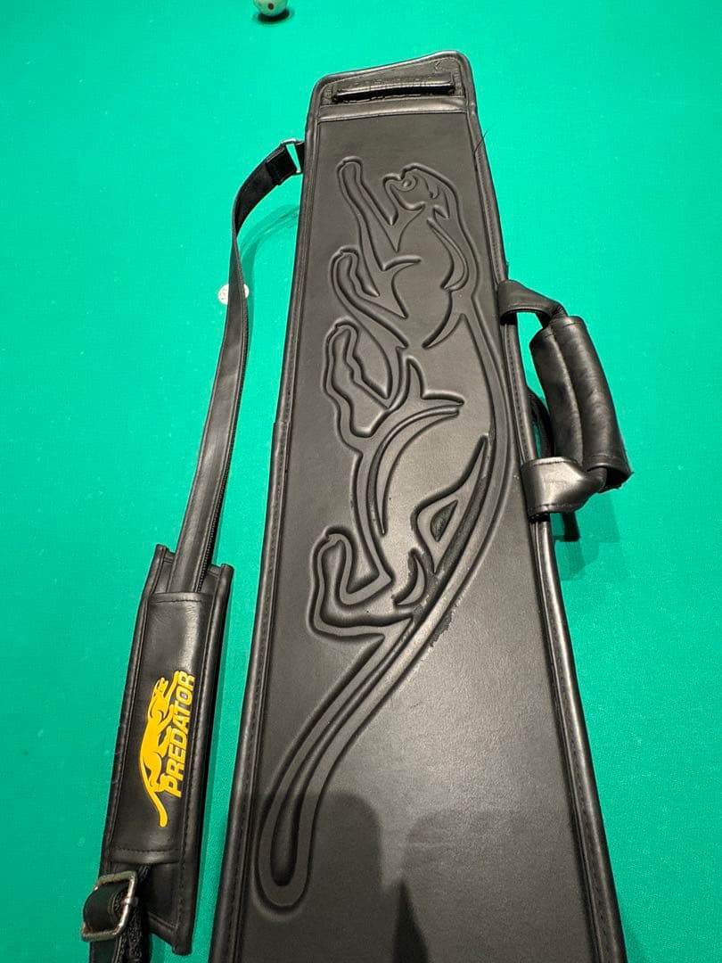プレデター THRONE3-2ビリヤードキュー&キューケース Revo11.8 - メルカリ