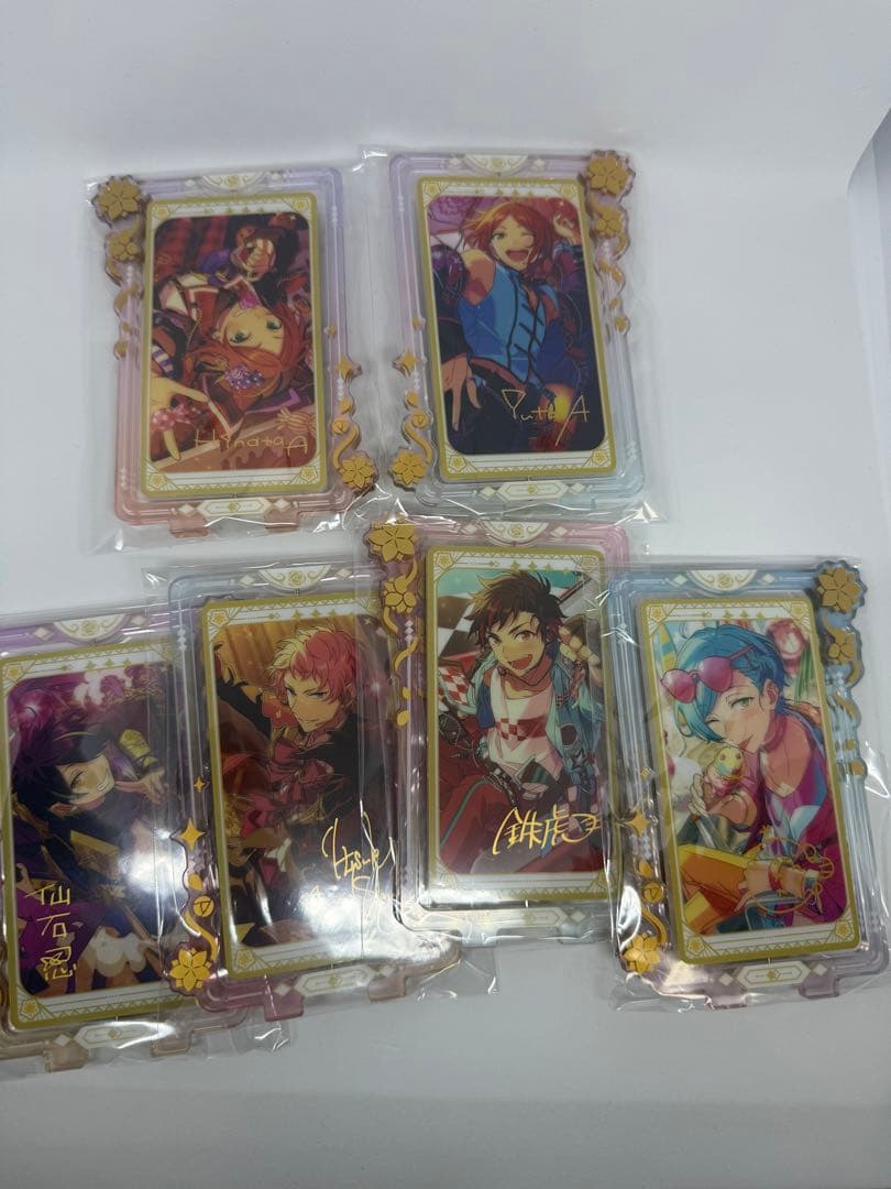 バラ売り/お値下げ可能】あんスタ 引退品 まとめ売り 大量 - メルカリ