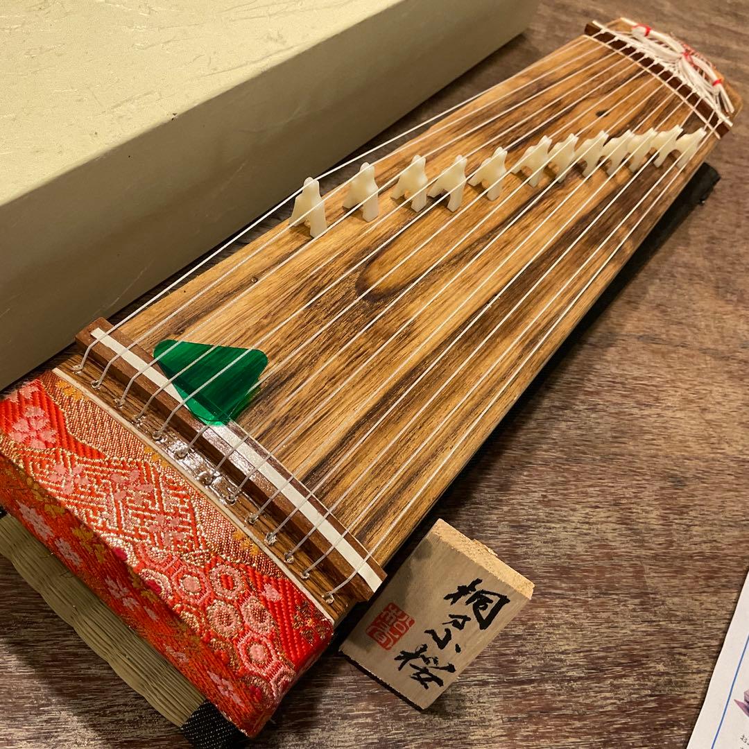 e*o様 極美品！ミニ琴 45.5cm 桐乃小桜 和楽器 13弦 箏 短琴 ミニ