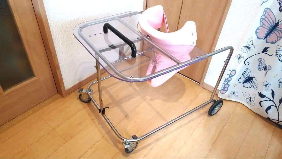 SRCウォーカー　Lサイズ　障害児用歩行器