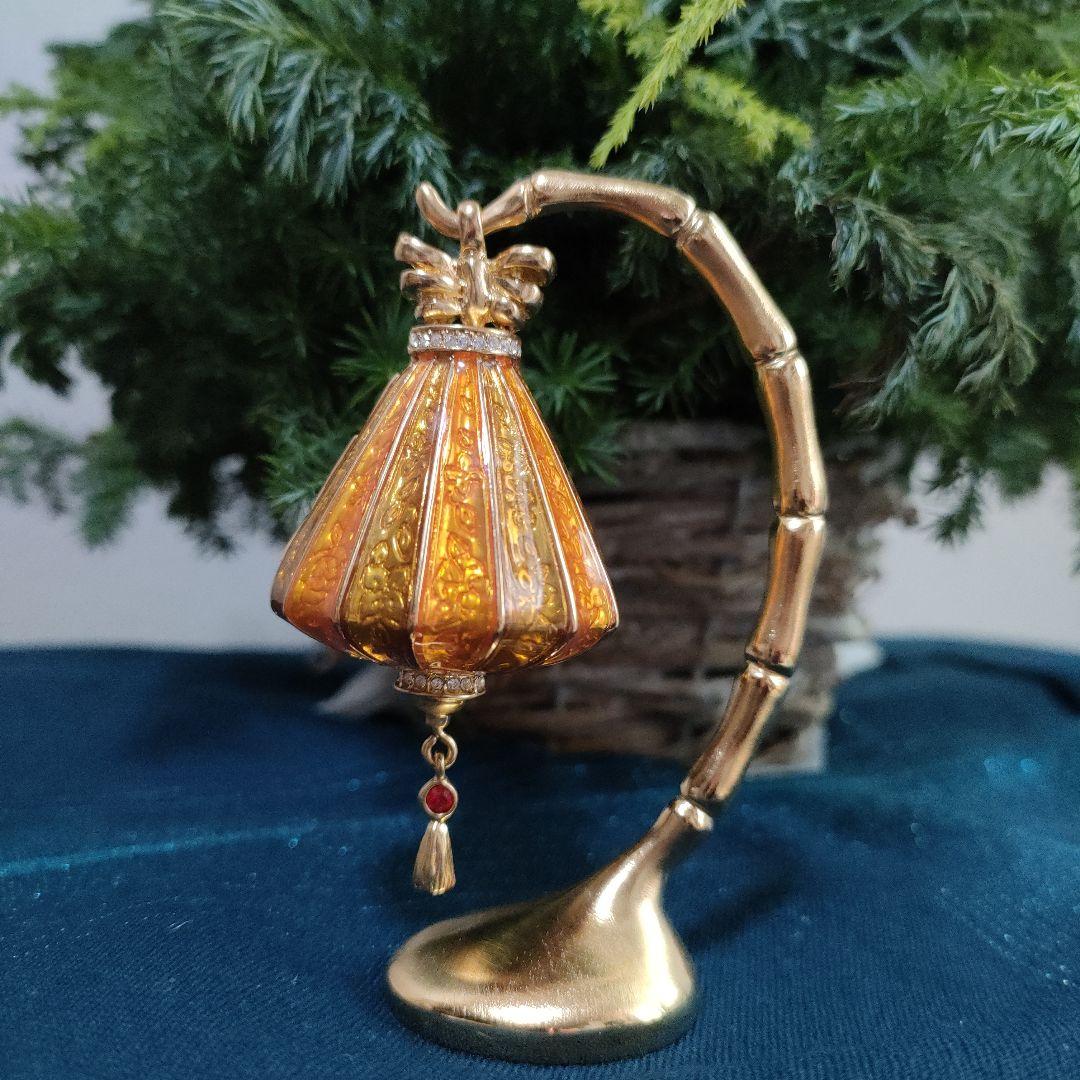 ESTEELAUDER　ラッキー　ランタン 練り香水　BOX付き