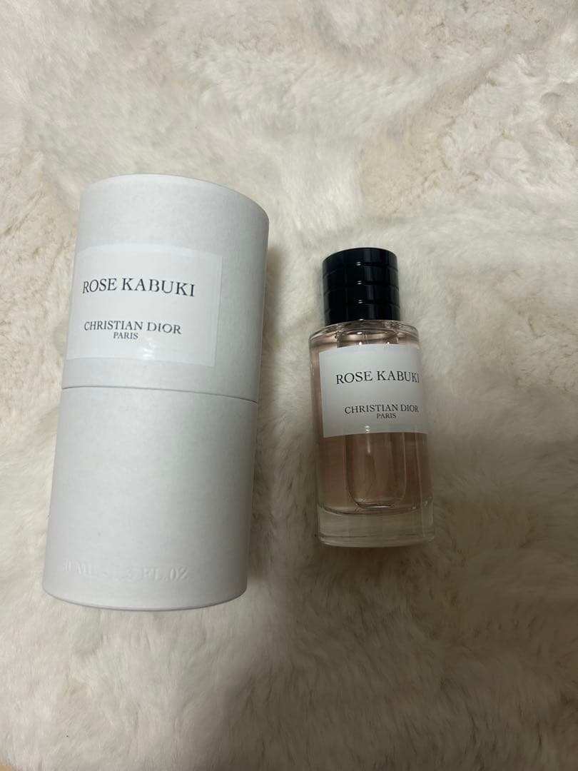 DIOR メゾンクリスチャンディオール　ROSE KABUKI 香水