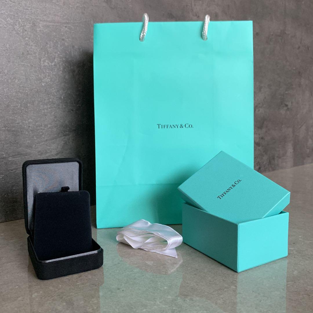 ティファニーネックレスケースセット - メルカリ