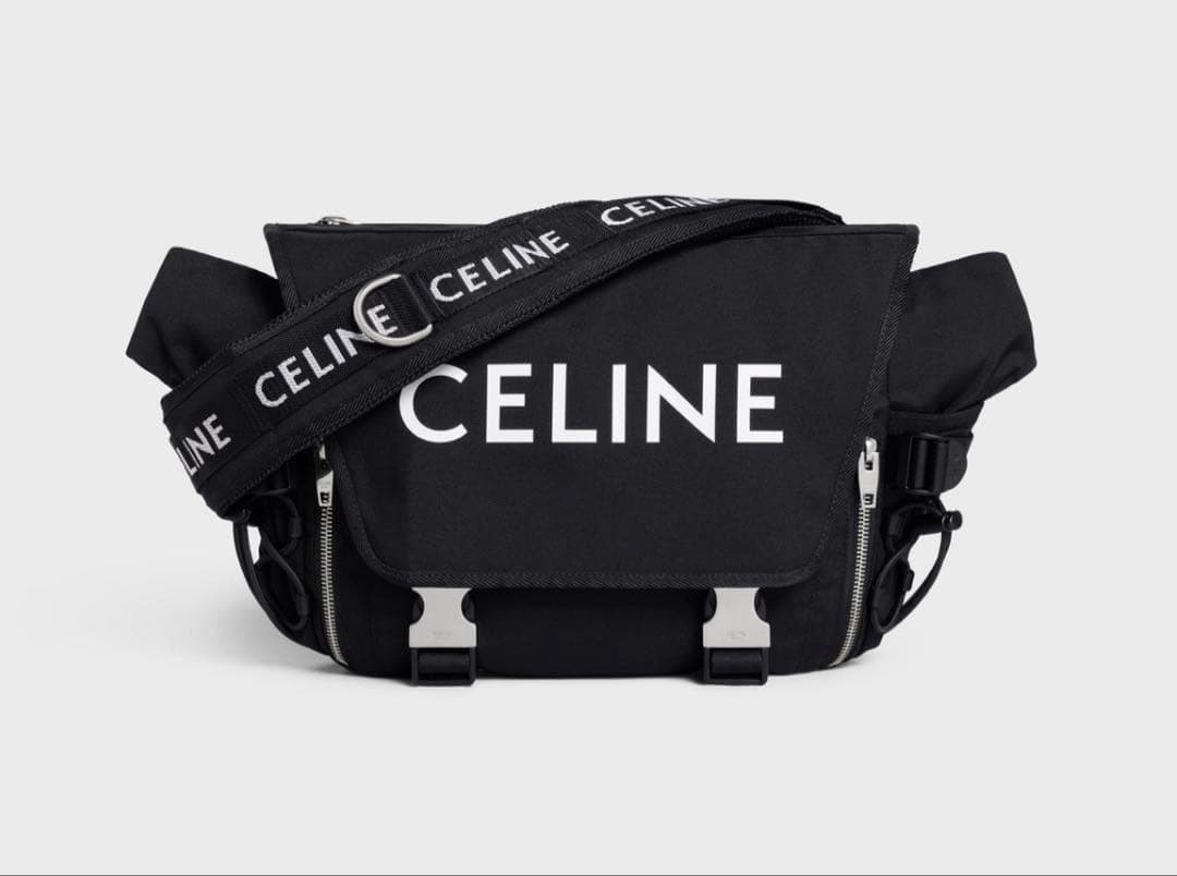 セリーヌ トレッキングメッセンジャーバック