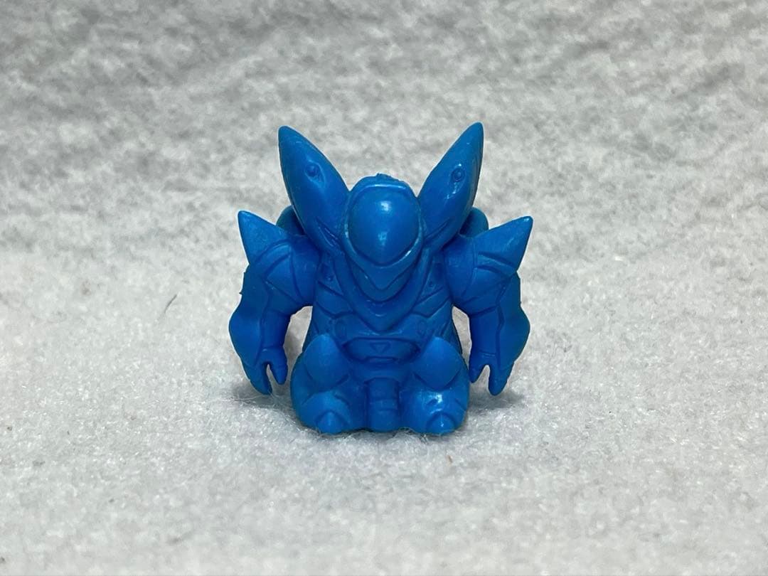 SDパトレイバー　ガシャポン　ガチャ　消しゴム　グリフォン　青色　⑪ Amazon | SDパトレイバー グリフォン 黄 ガン消し 未切り 消しゴム