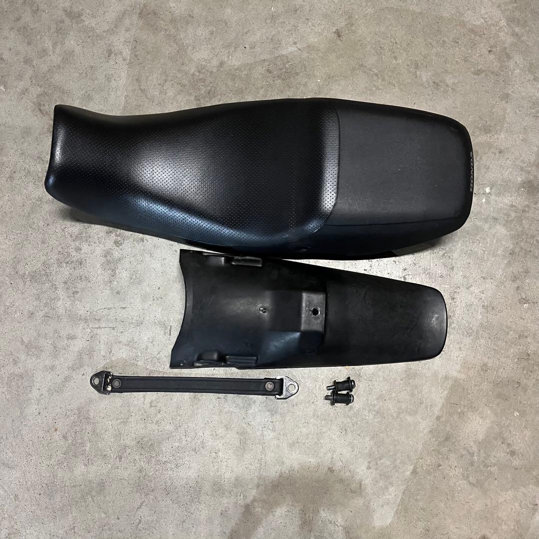 HONDA FTR223純正シート　リアフェンダー　セット HONDA FTR223純正シート リアフェンダー セット - メルカリ