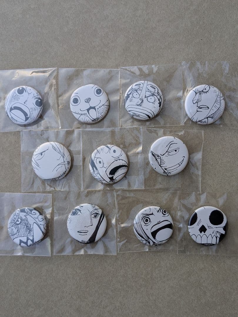 ワンピース　オールフェイス缶バッジ　麦わらの一味セット２ ワンピース】