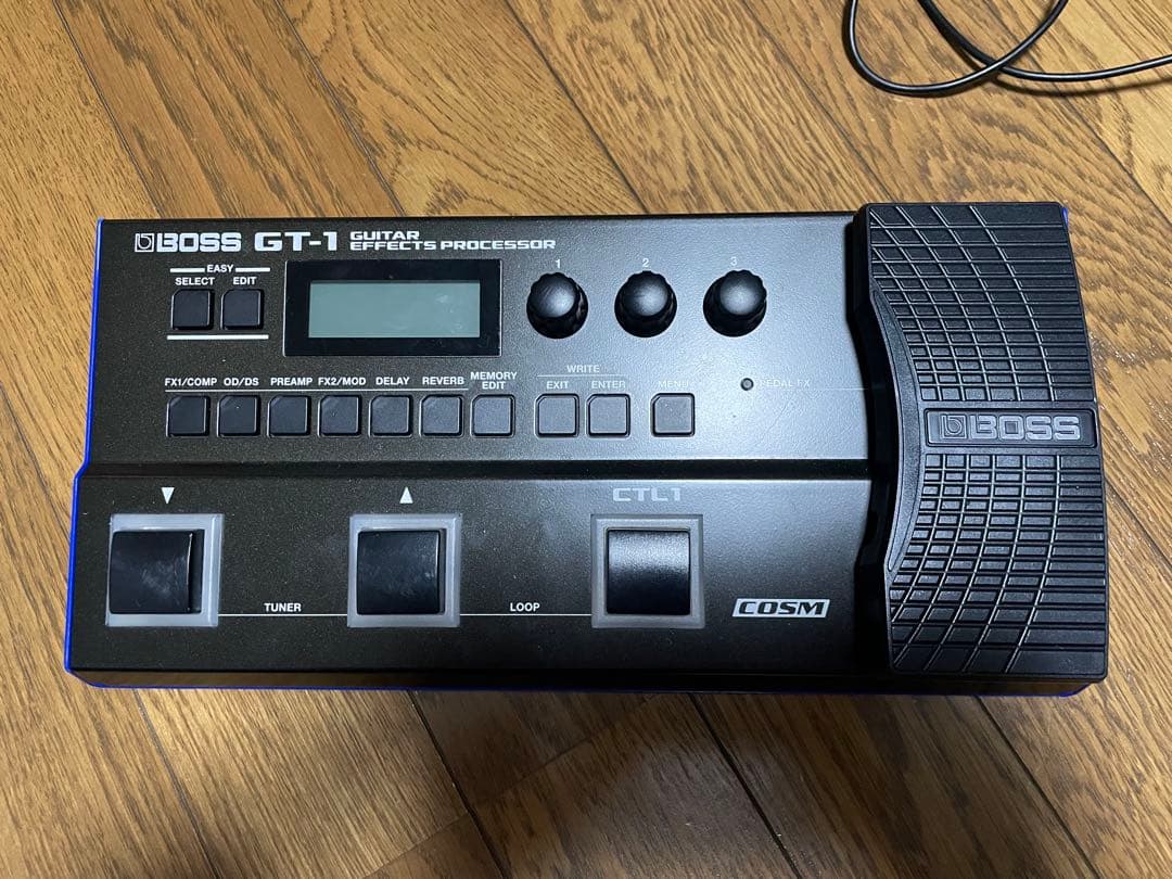 合計定価約28000円　BOSS GT-1 別売りアダプター付き
