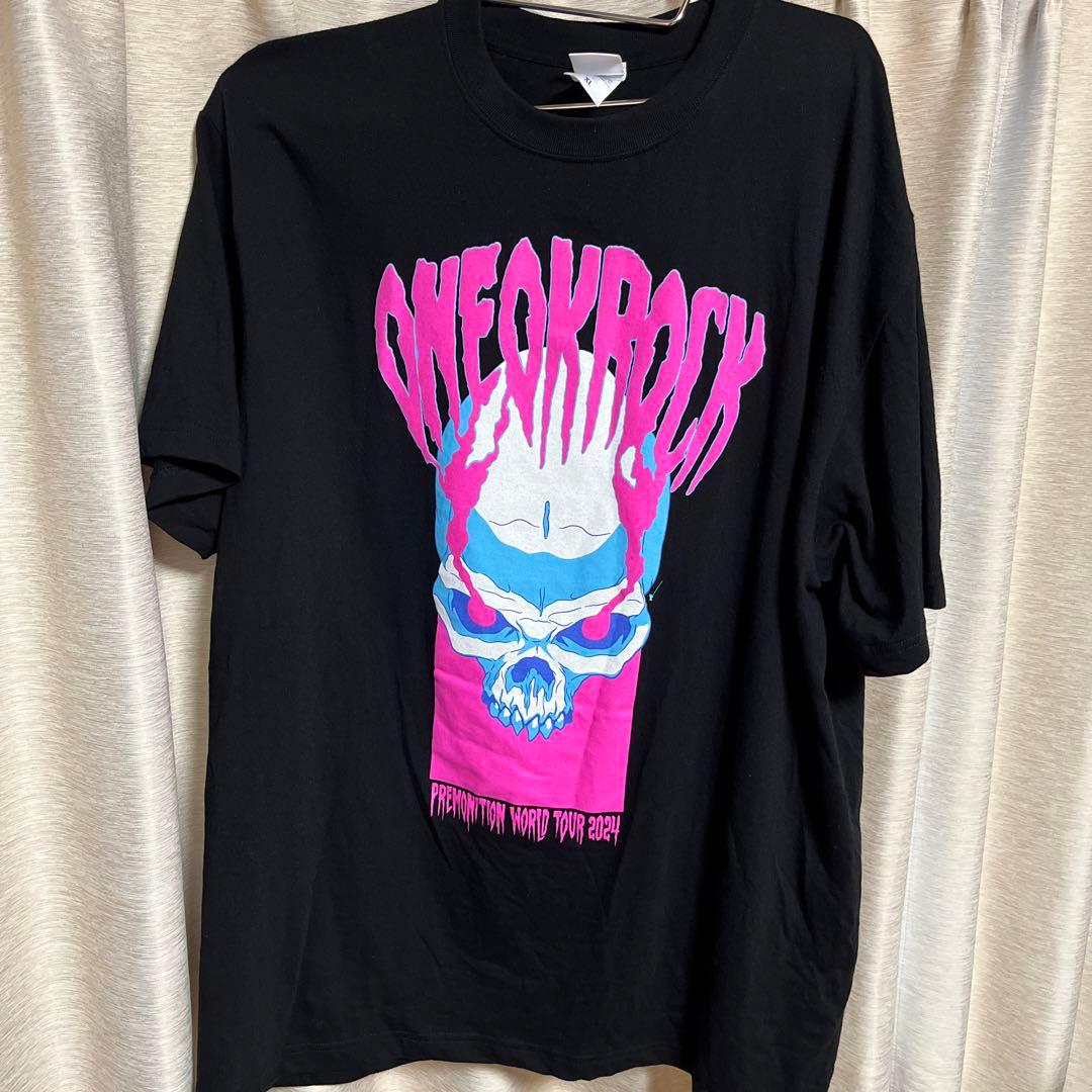 ONE OK ROCK 2024 WORLD TOUR Tシャツ C - メルカリ