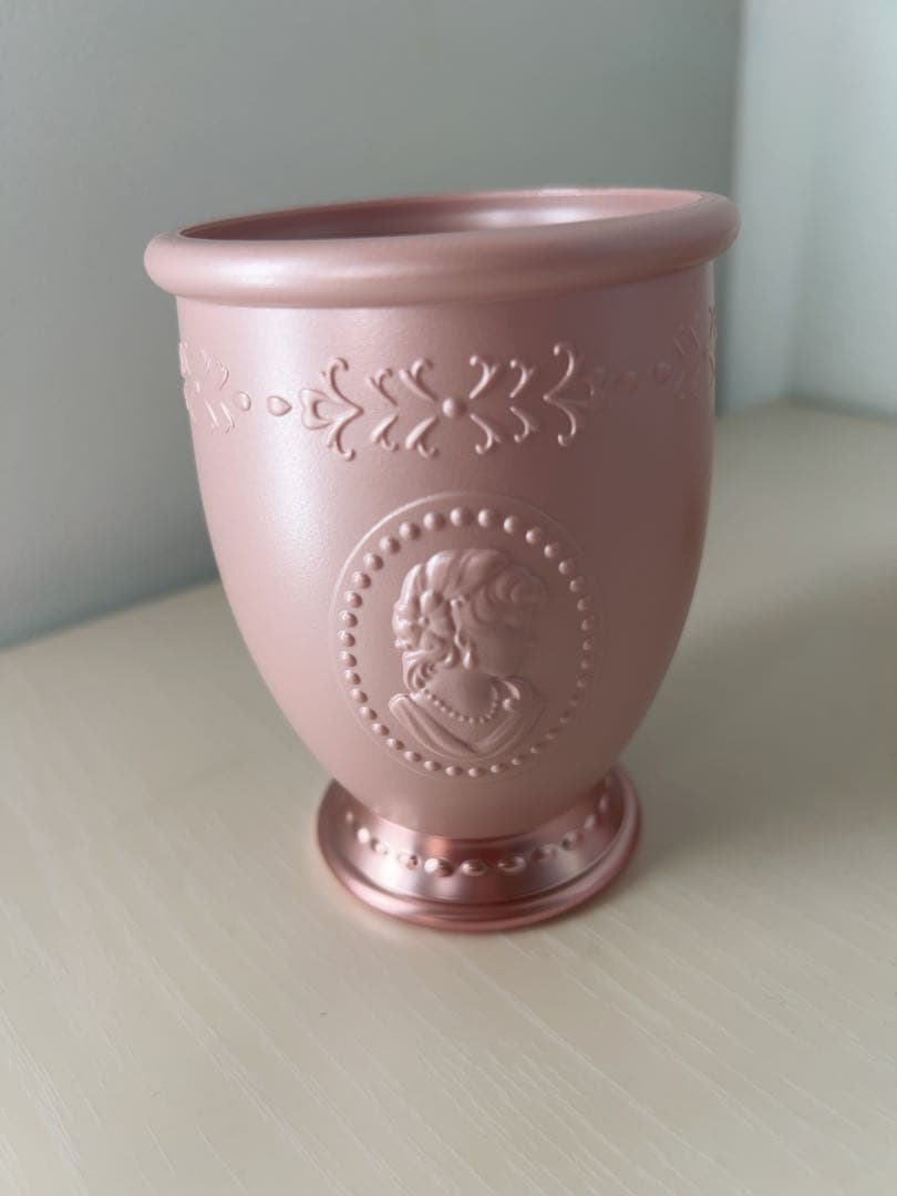 ラデュレ 小物入れ ピンク