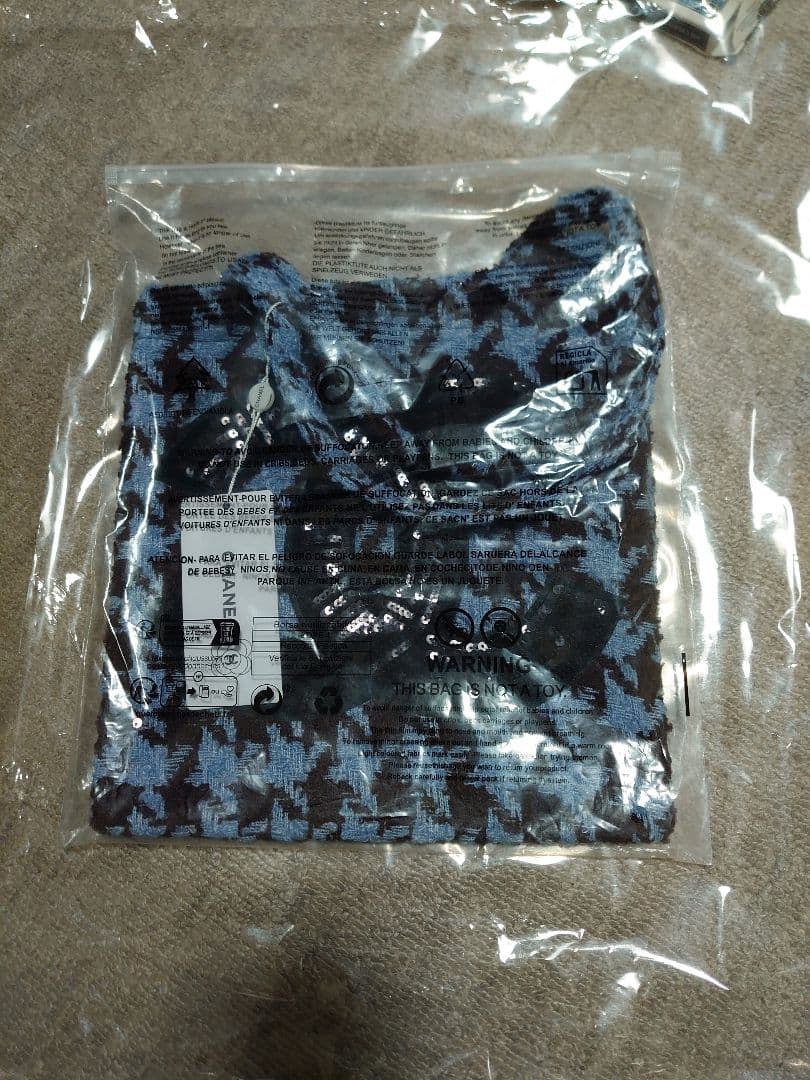 シャネル CHANEL ノベルティ 千鳥柄ブルー スカラースパンコール