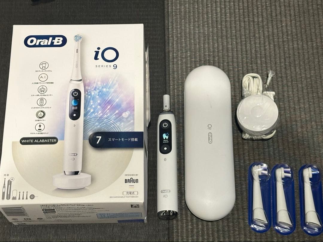 ブラウンOral-B オーラルB iO9 電動歯ブラシ本体＋替えブラシ3本