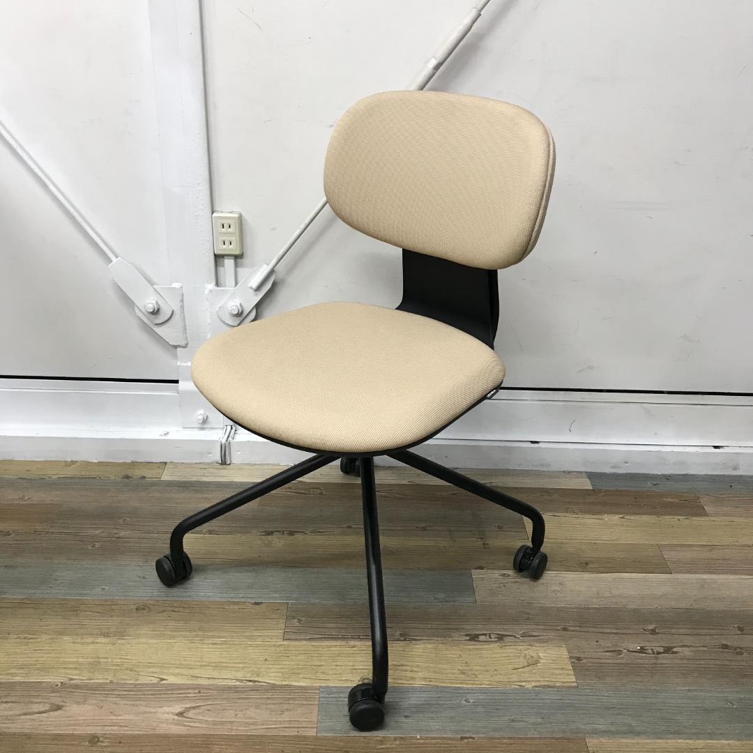 【アウトレット展示品・2024年製】内田洋行　アプテア　ベージュ　多目的チェア