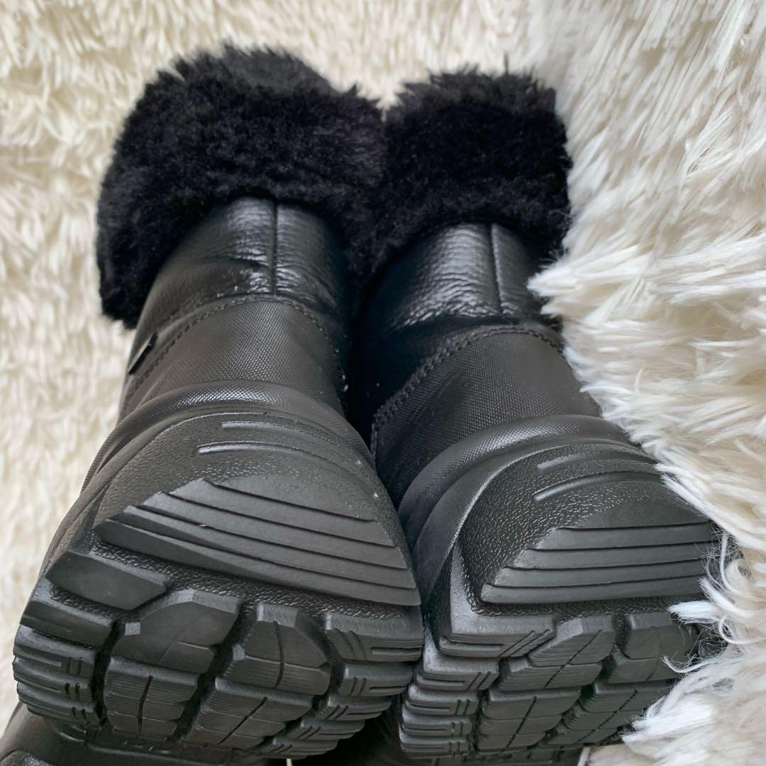 美品❣️UGG Women's Yose Fluff BLACK 24cm - メルカリ