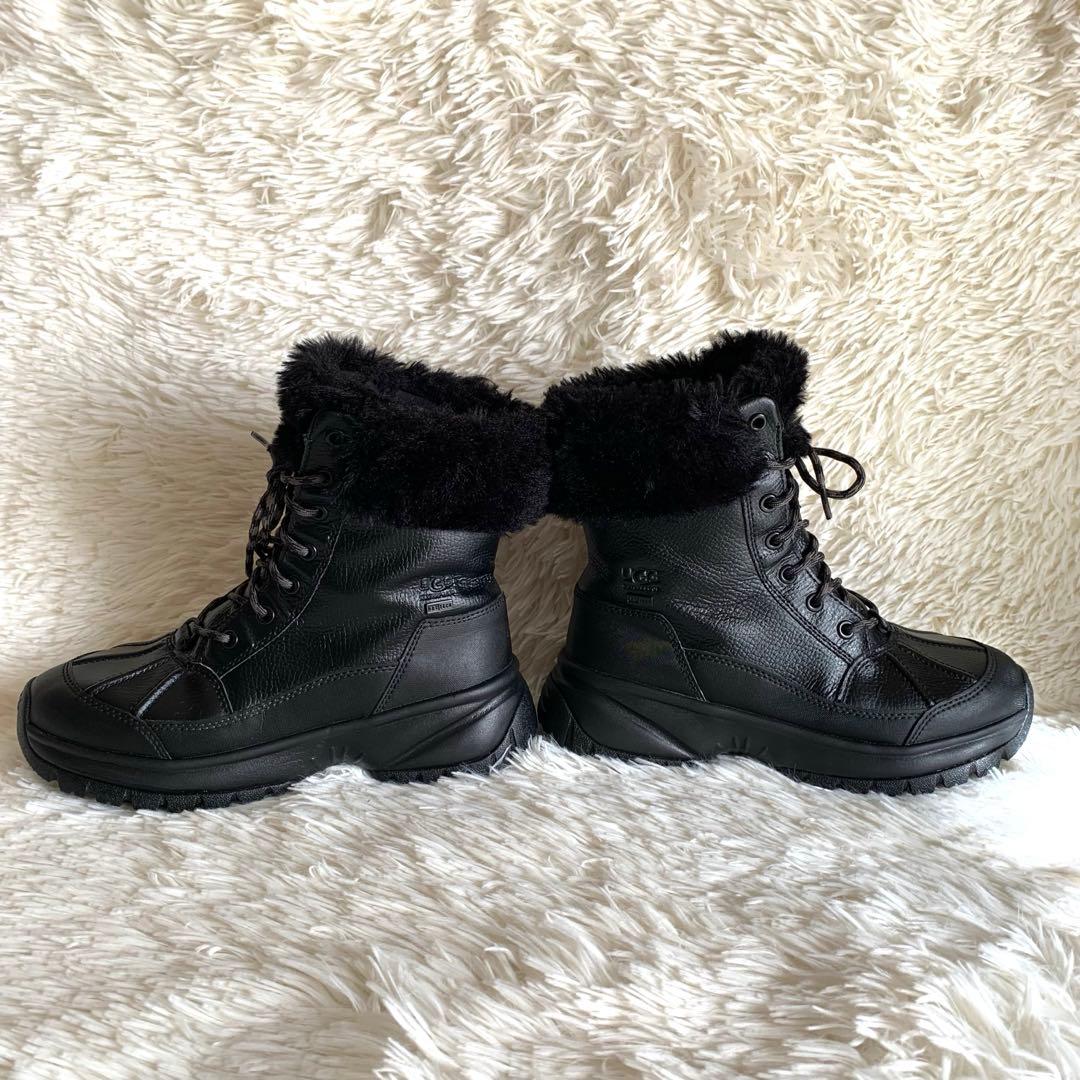 美品❣️UGG Women's Yose Fluff BLACK 24cm - メルカリ
