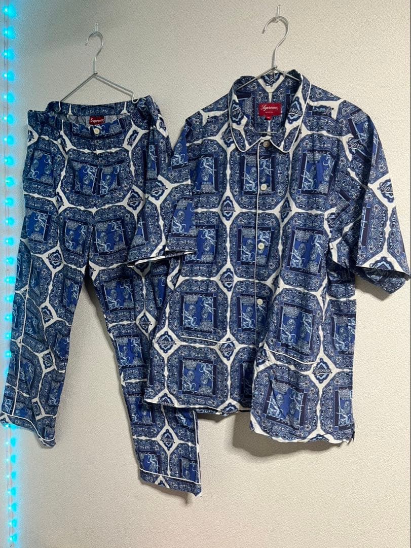 supreme パジャマセットアップ