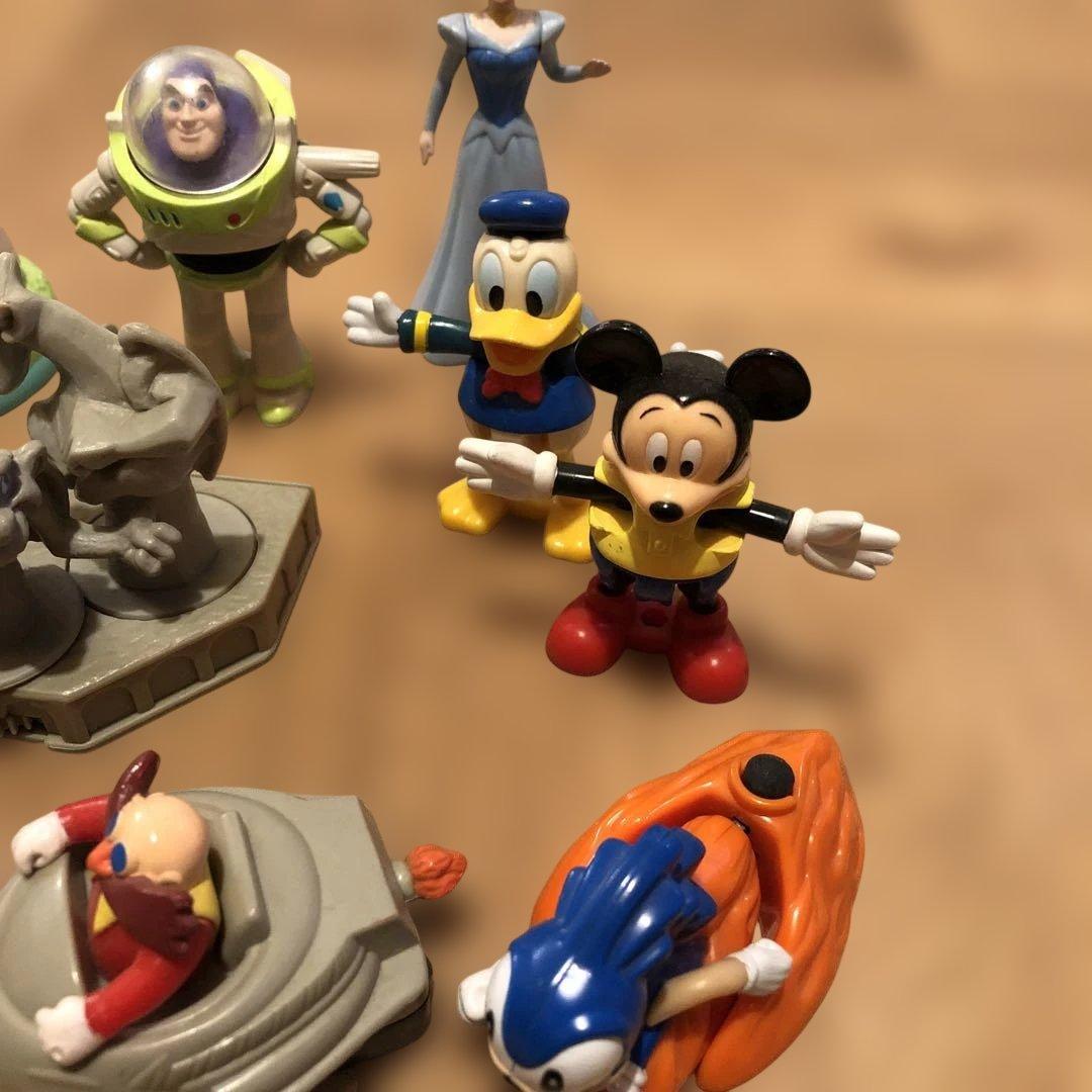 ディズニーキャラクター フィギュアセット 9体 - メルカリ