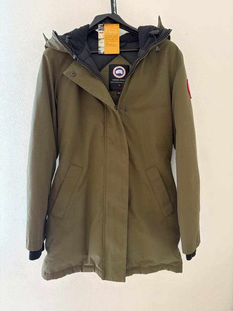 カナダグース　ダウンジャケット　カーキ