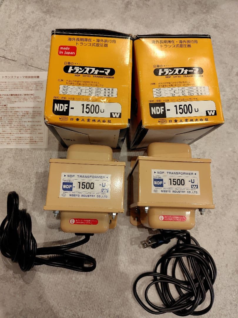 ぴょん　日章工業 変圧器NDF-1500U２個