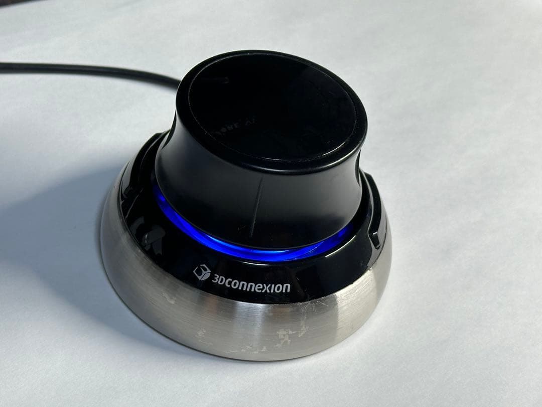 3Dconnexion SpaceMouseCompact 早めの動作確認で値引