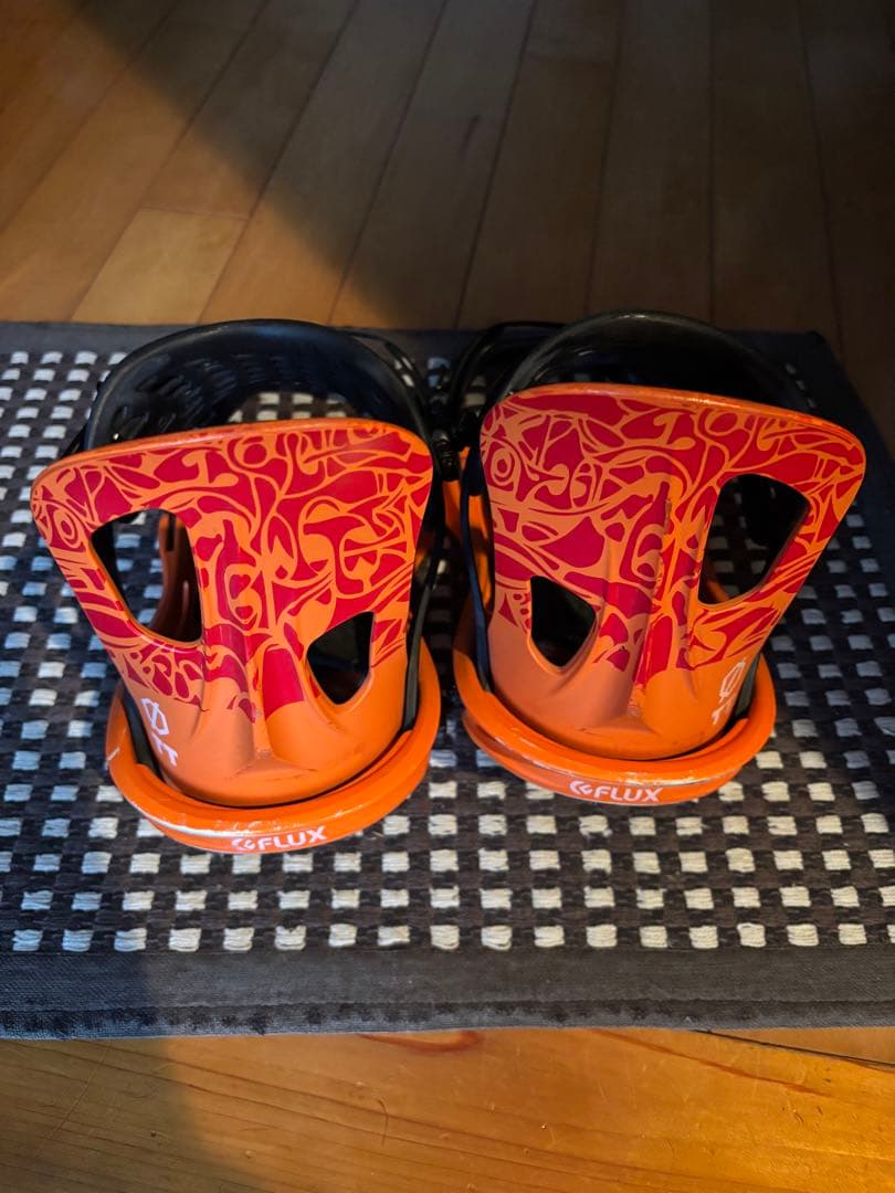 FLUX TT スノーボードビンディング オレンジ/ブラック - メルカリ