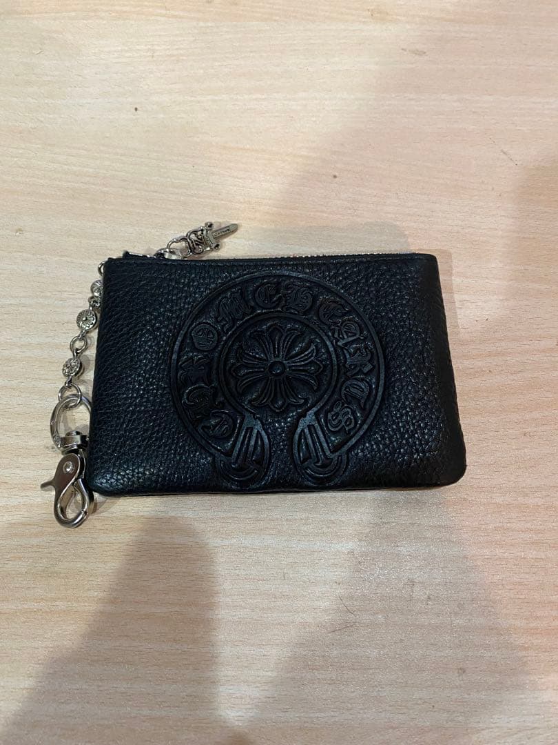 ケース　クロスモチーフ　クリップチェーン付き