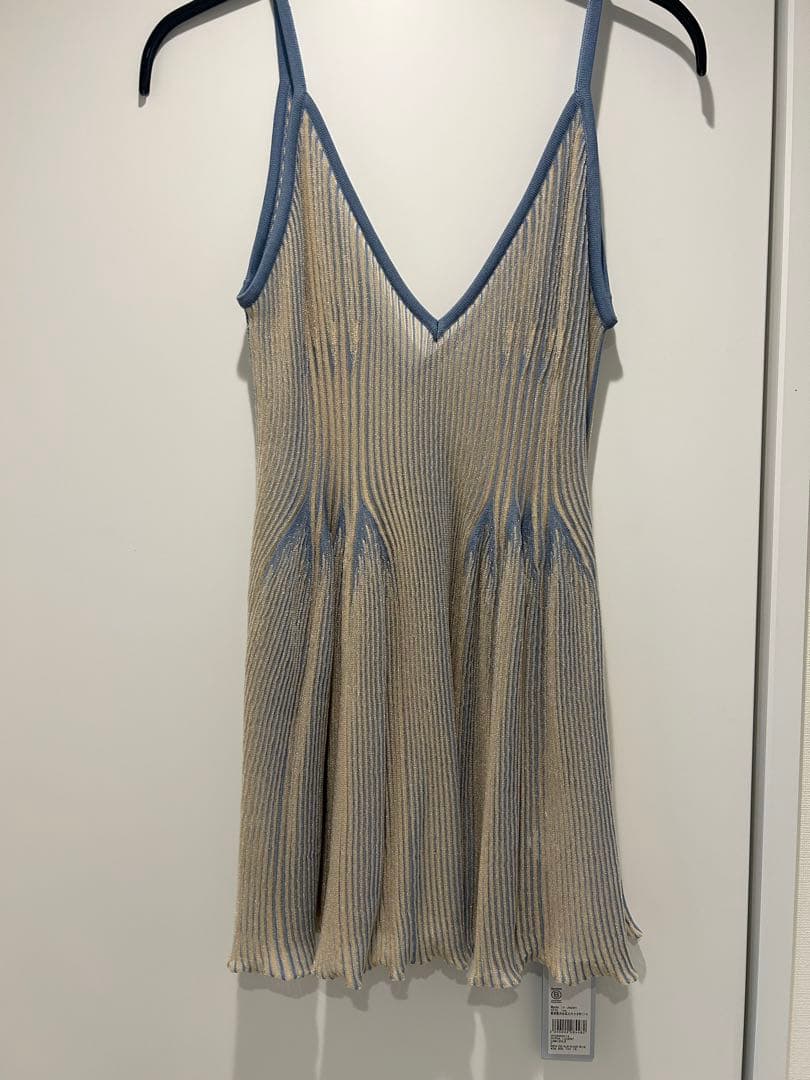 新品未使用CFCL HYPHA LUCENT CAMISOLE - メルカリ