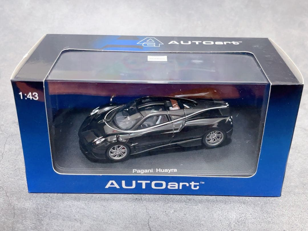 オートアート AUTOart 1/43 パガーニ ウアイラ
