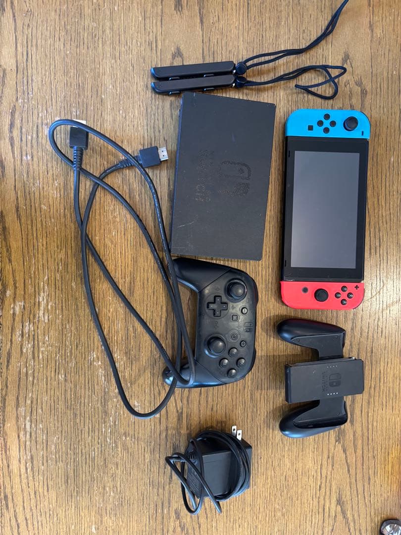 Nintendo Switch 本体、購入時に付いてきた付属品全て、プロコン付き