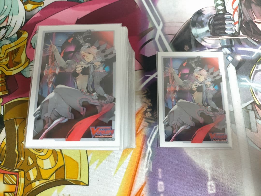 ヴァンガード 銀の茨デッキ ルキエスリーブ付 Vスタン - メルカリ