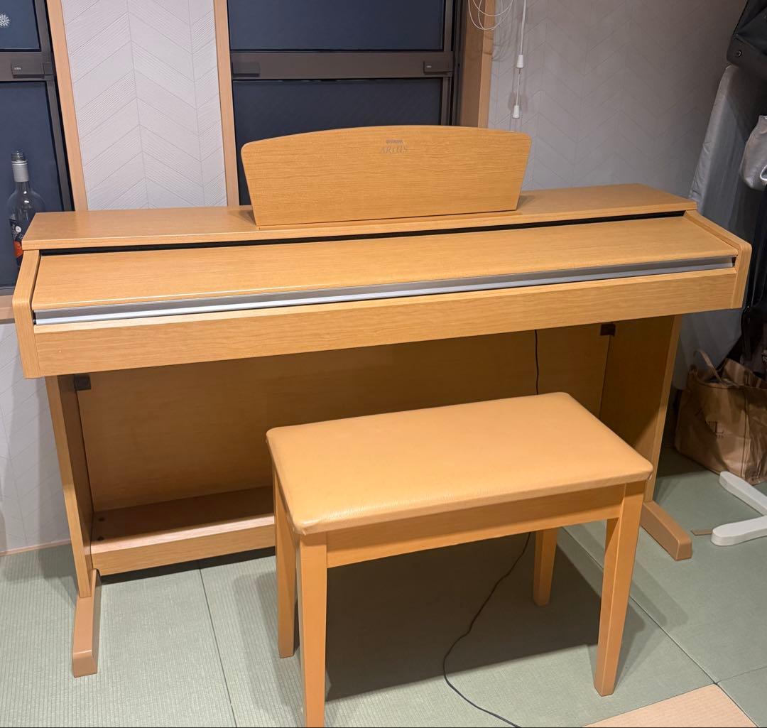 YAMAHA ARIUS ヤマハ　電子ピアノ YDP-140