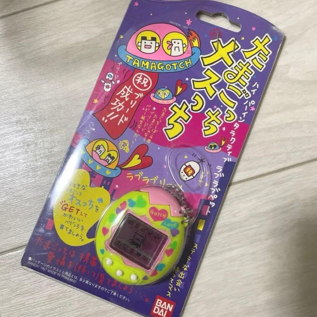 【新品、未使用】たまごっち（メスッチ）