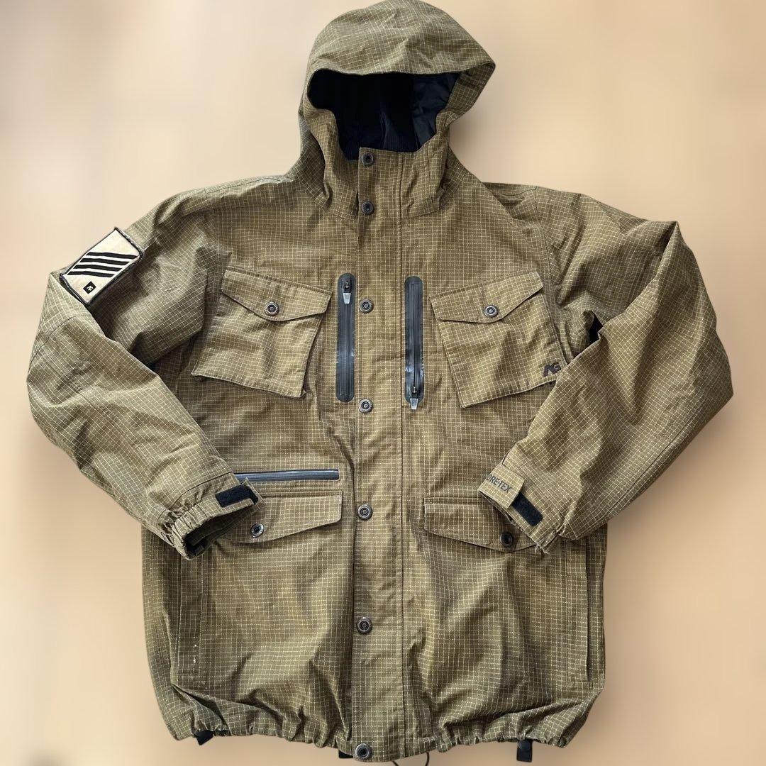 【美品】Burton AG ゴアテックス　ジャケット　M アナログ　カーキ