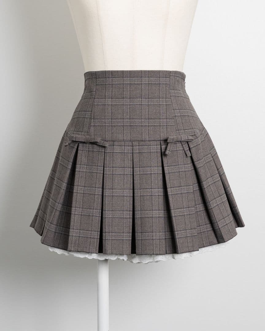 pium ヨーク切替ハートボタン長袖ニット セットアップ - メルカリ