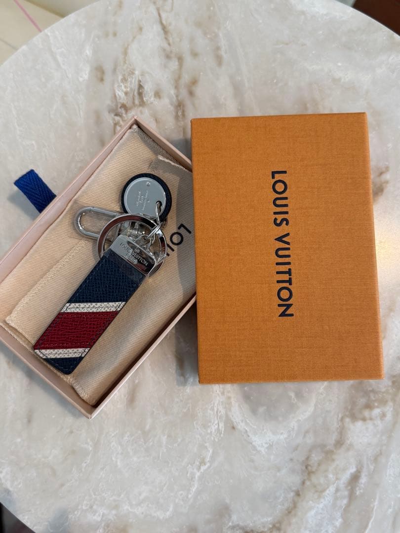 LOUIS VUITTON キーホルダー ネイビー/レッド