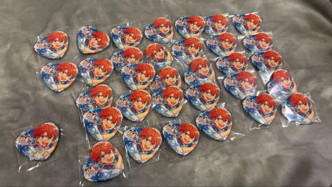 あんスタ 明星スバル とるパカ ハート缶バッジ 32+1セット - メルカリ