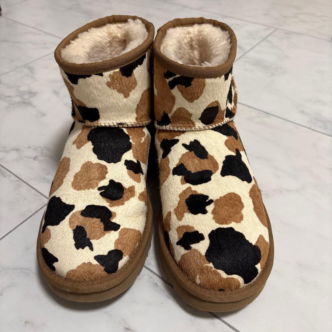 UGG ヒョウ・牛柄 ムートンブーツ　24cm