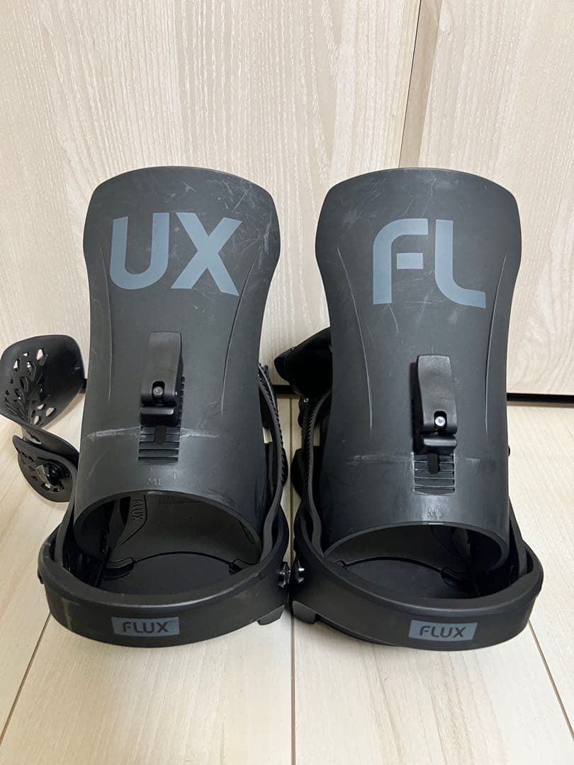フラックス(FLUX) スノーボードビンディング 24-25モデル EM