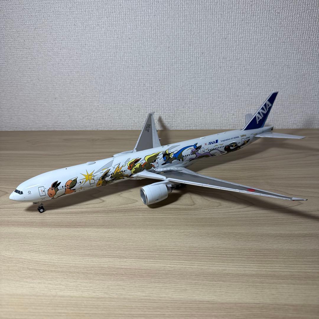 1/200 777-300ER イーブイジェット ANA、ポケモン「イーブイジェット」1日遅れで就航 個室ビジネスの777-300ER