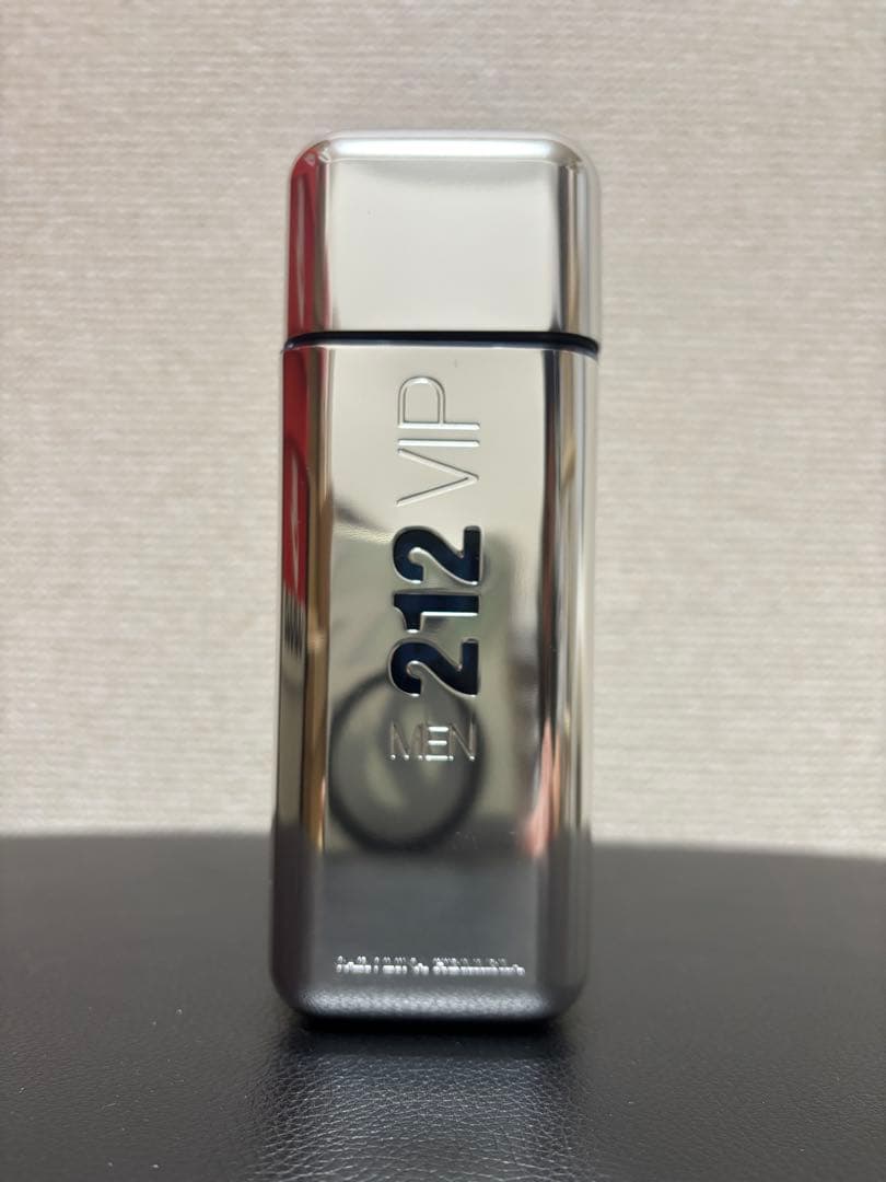 キャロライナヘレラ 212 メンズ VIP オードトワレ 100ミリ