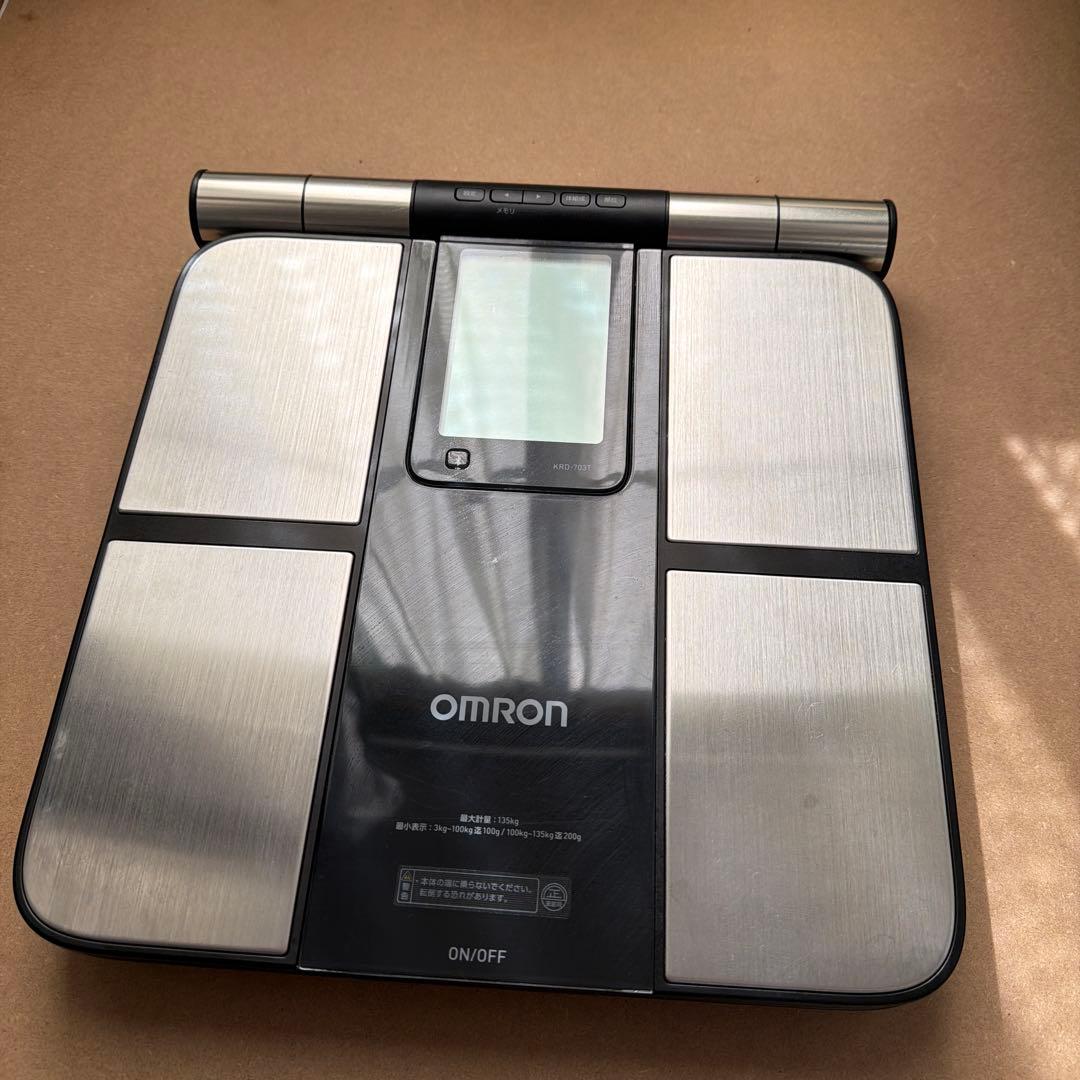 オムロン 体重 体組成計 カラダスキャン ブラック KRD-703T