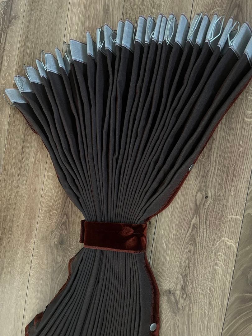 コスモスブラウンアコーディオン式仮眠カーテン 2.4m×80cm丈　トラック用品