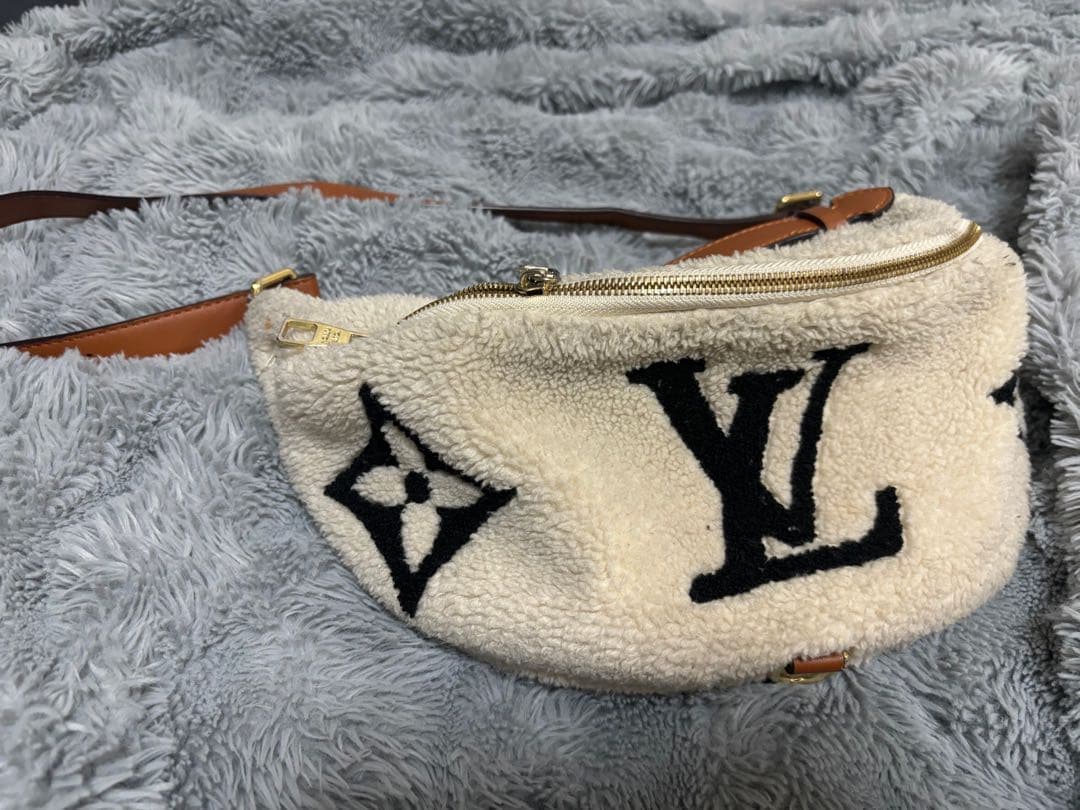 ヴィトン　ショルダーバック