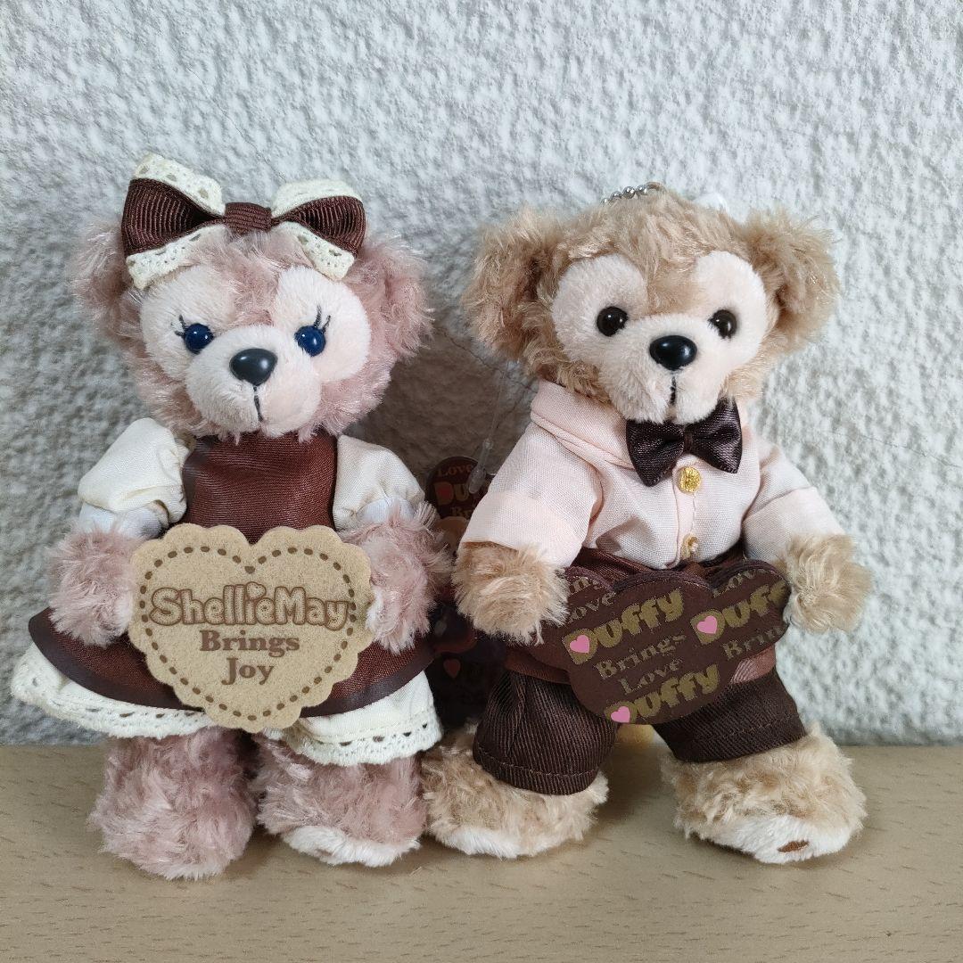 ダッフィー シェリーメイ ぬいぐるみバッジ 2011 バレンタイン - メルカリ