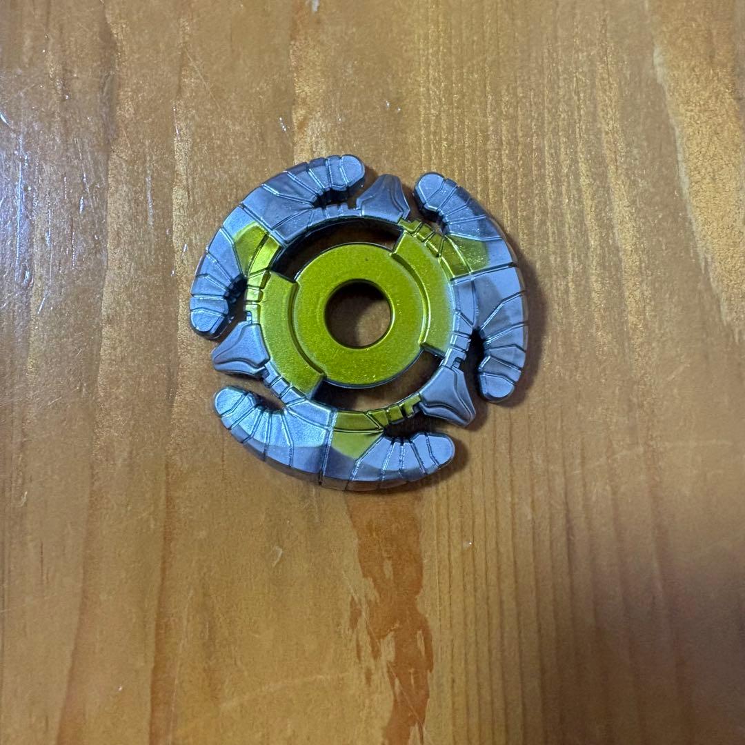 メタルファイトベイブレード アリエス ゴールド WBBAショップ限定