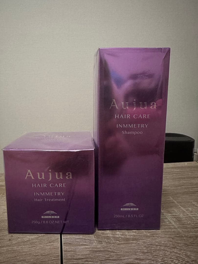 Aujua インメトリィ ヘアトリートメント シャンプー